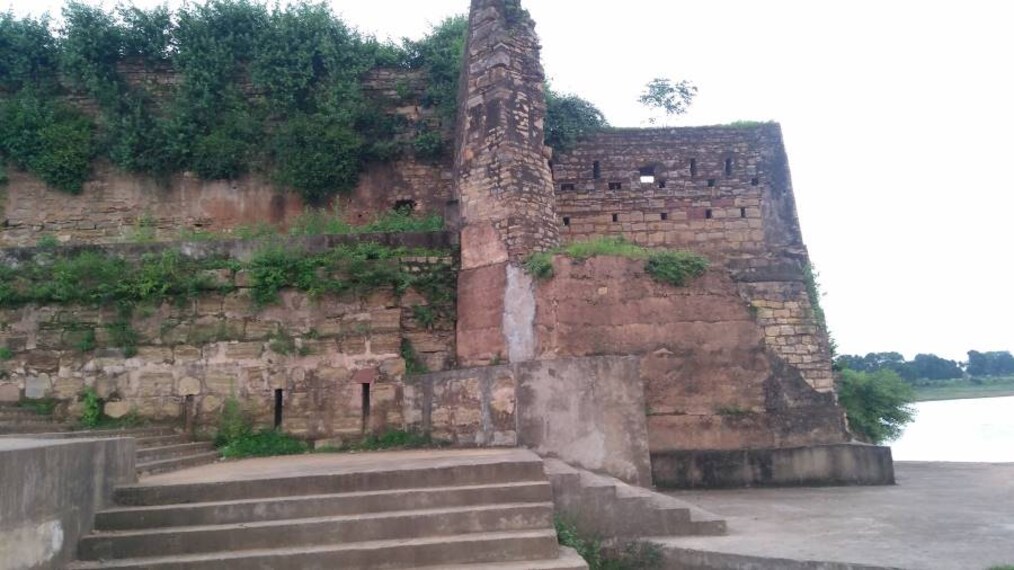 Satna_Madhavgarh_Fort_1