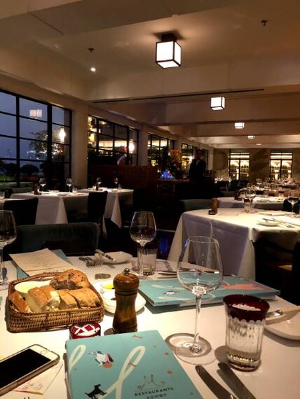 Shanghai_M_on_the_Bund_8