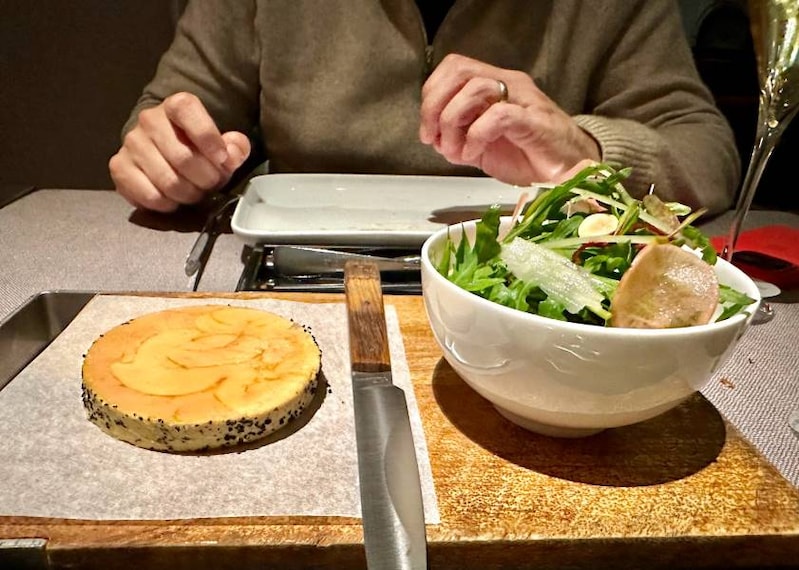 Shanghai_Mr_and_Mrs_Bund_3