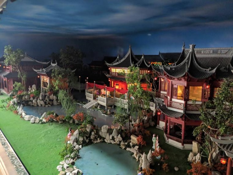 Shanghai_Urban_Planning_Exhibition_Centre_6