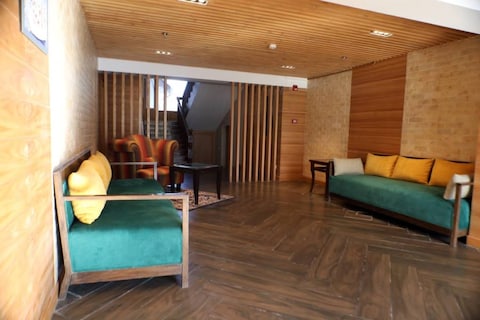 Country Inn & Suites by Radisson Sonmarg