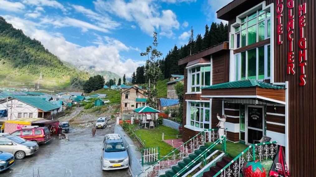 Sonmarg_Hotel_Glacier_Heights_4