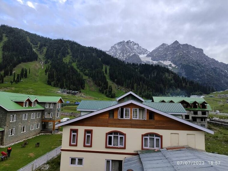 Sonmarg_Mount_View_Sonmarg_6
