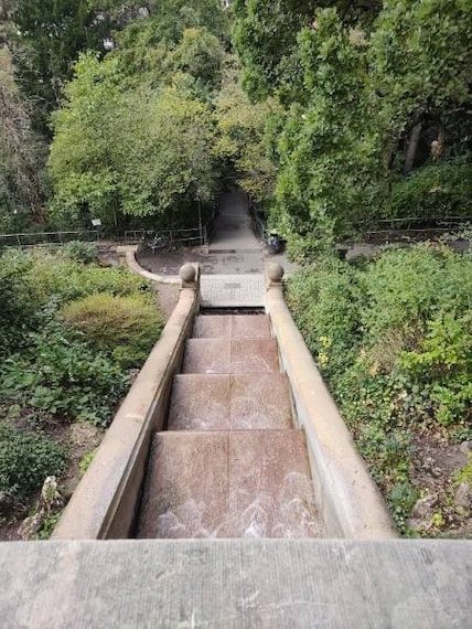 Stuttgart_Climb_to_Eugensplatz_8