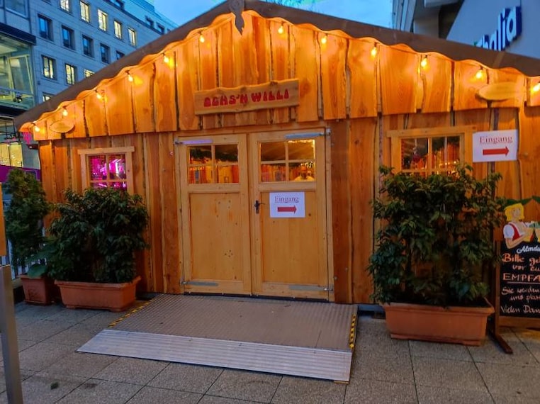 Stuttgart_Ochs_n_Willi_1