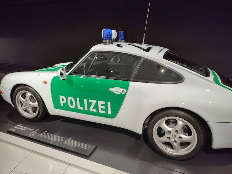 Stuttgart_Porsche_Museum_7