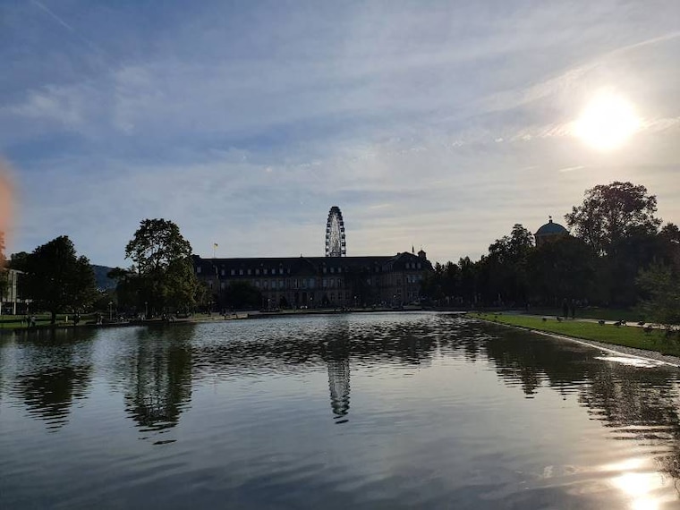 Stuttgart_Schlossplatz_10