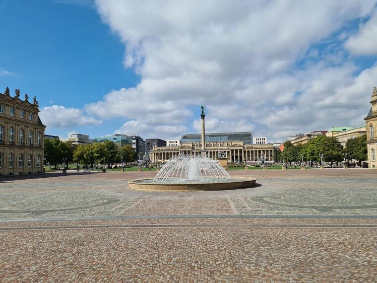 Stuttgart_The_Palace_Gardens_2