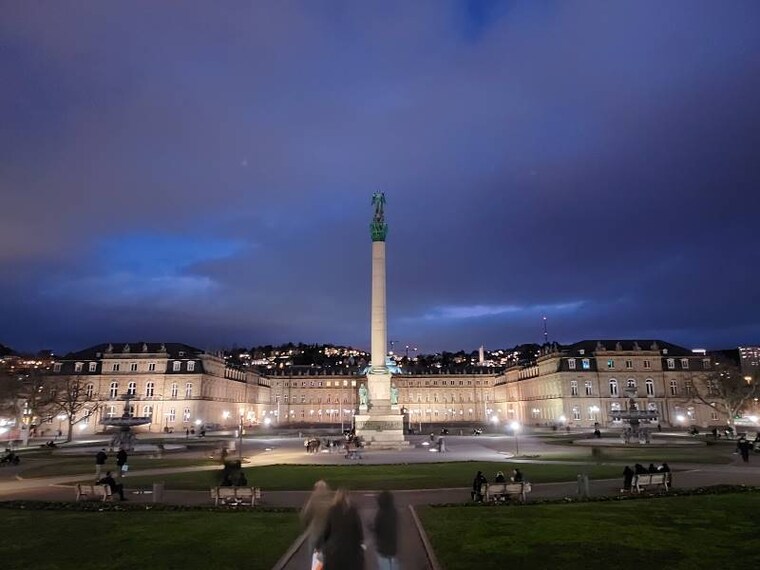 Stuttgart_The_Palace_Gardens_3