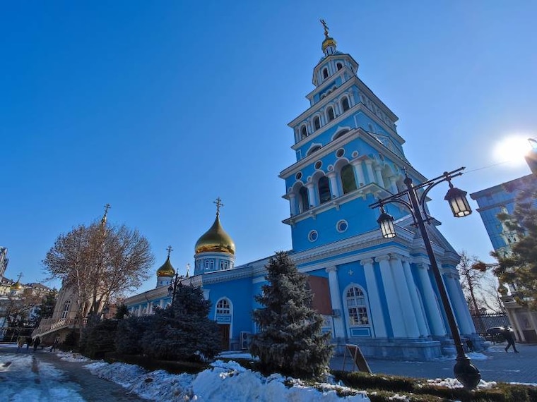 Tashkent_Assumption_Cathedral_4