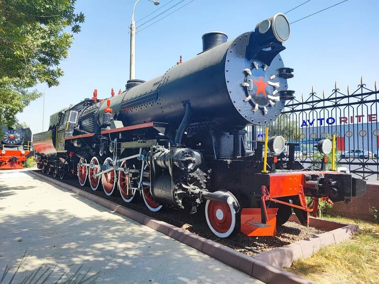 Tashkent_Railway_Museum_Tashkent_2