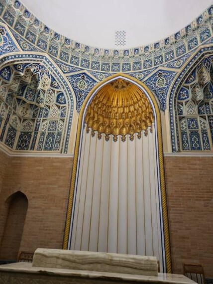 Tashkent_Shayhantaur_Memorial_Complex_2