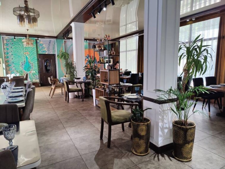 Tashkent_The_Host_Indian_Restaurant_2