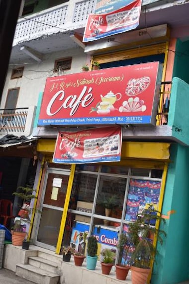 Uttarkashi_The_JR_Cafe_1