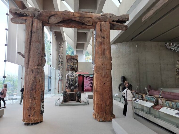 Vancouver_Anthropology_Museum_8