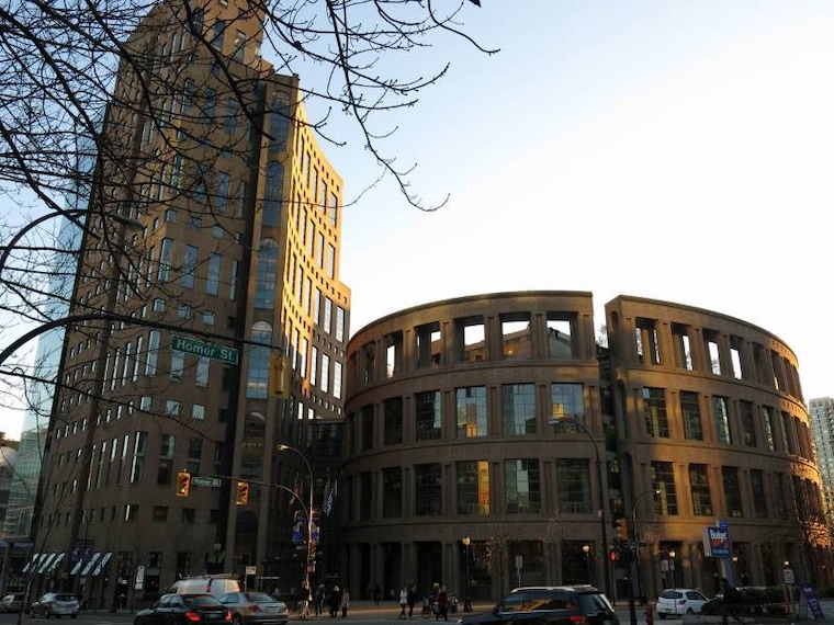 Vancouver_Downtown_Vancouver_6