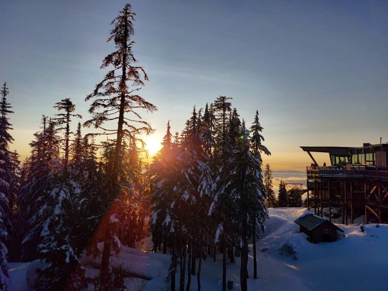 Vancouver_Grouse_Mountain_3