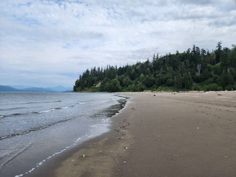 Vancouver_Wreck_Beach_1