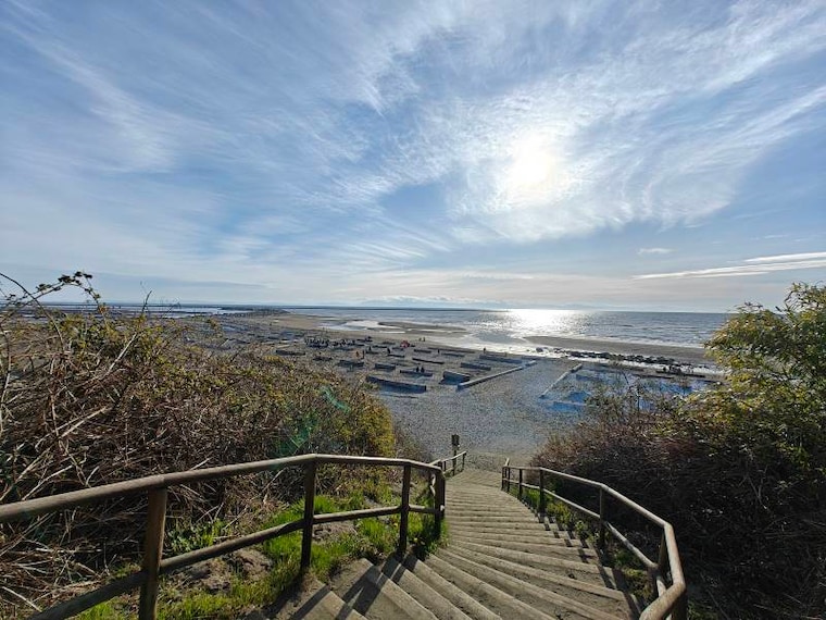 Vancouver_Wreck_Beach_6