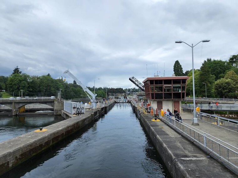Washington_DC_Ballard_Locks_3