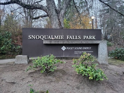 Snoqualmie Falls