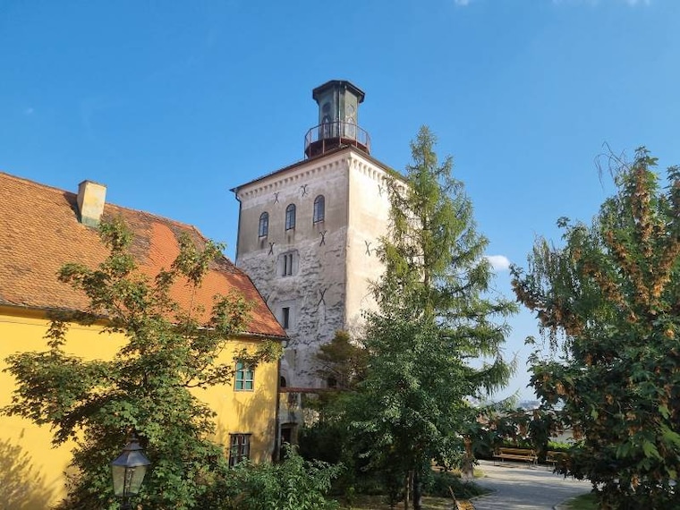Zagreb_Lotrscak_Tower_2