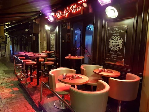 Charly s Wine Bar
