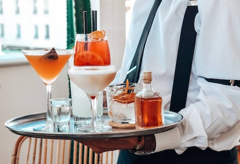Lounge Bar by Le Roof