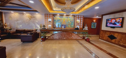 Hotel The Grand Raj