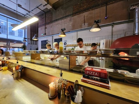 Rudys Neapolitan Pizza