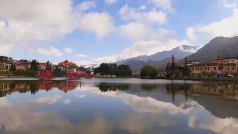 Boating in Sapa Lake