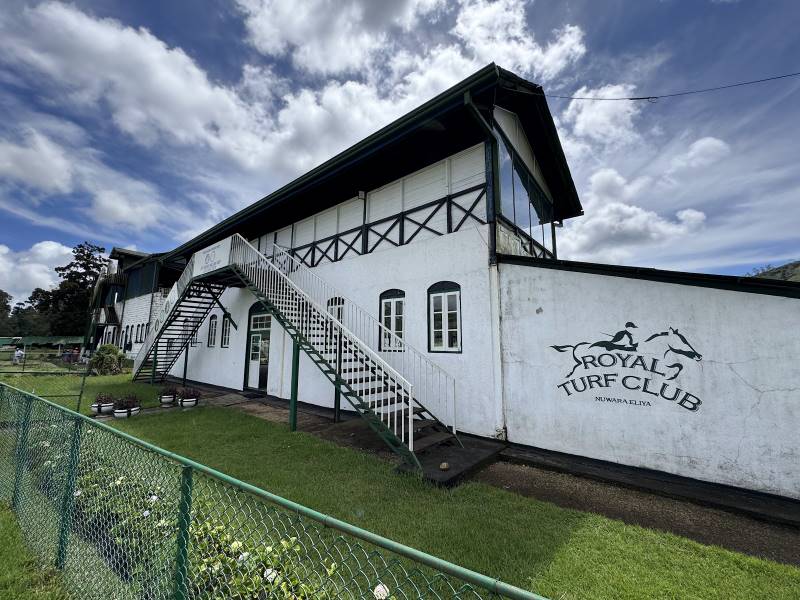 Nuwara_Eliya_Horse_Riding_in_Nuwara_Eliya_1