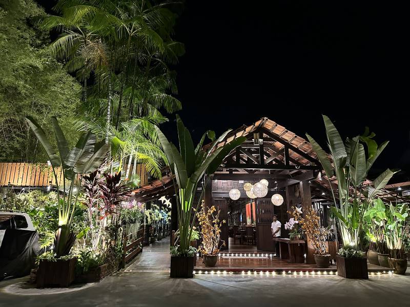 Penang_Ferringhi_Garden_Restaurant_4