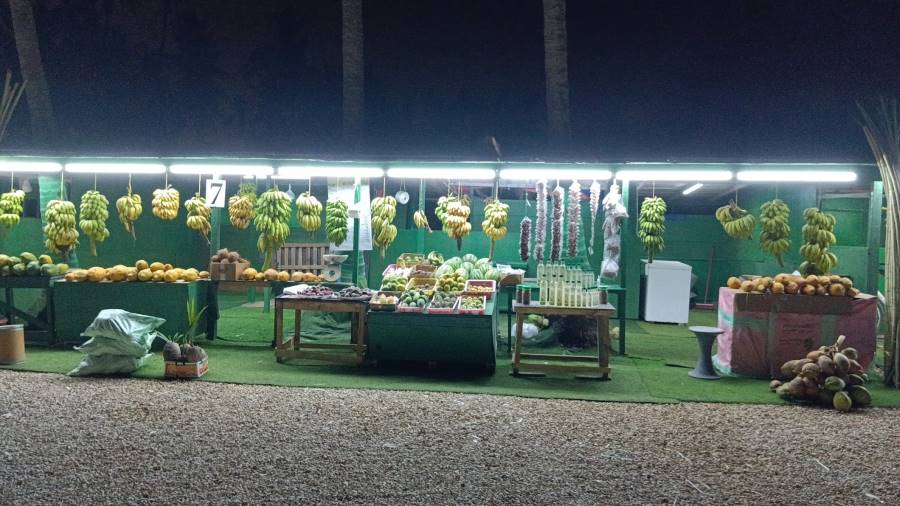 Salalah_Shop_at_Al_Haffa_Market_1