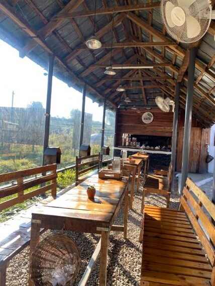 Bir_Billing_Avva's_Cafe_2