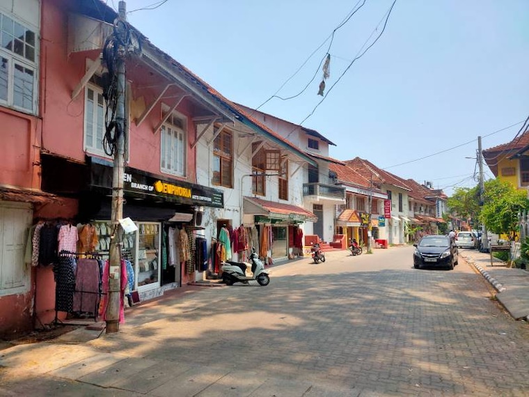 Cochin_Princess_Street_1