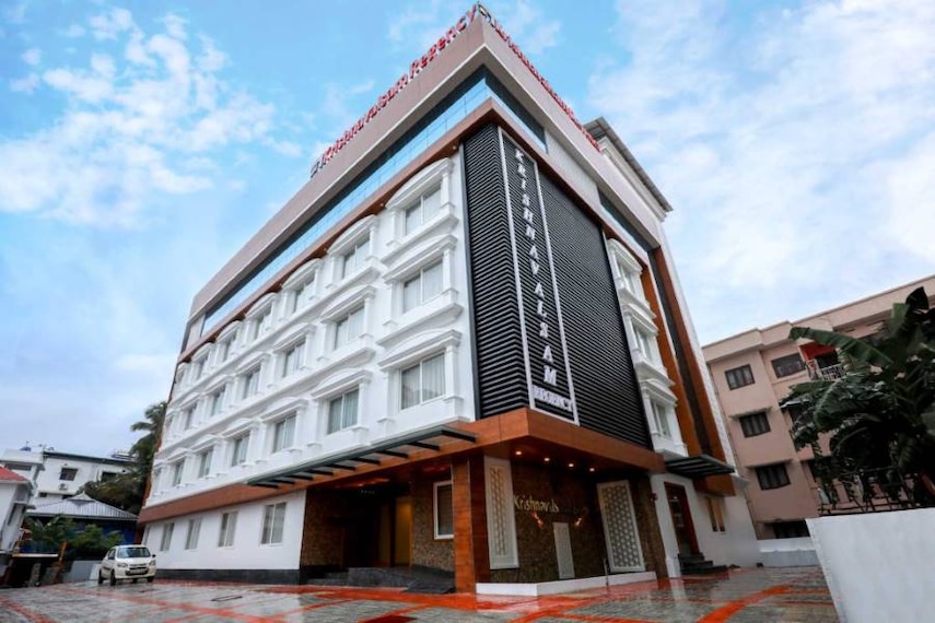 Guruvayoor_Krishnavalsam_Regency_1