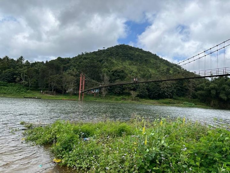 Idukki_Ayyapancoil_Hanging_Bridge_6