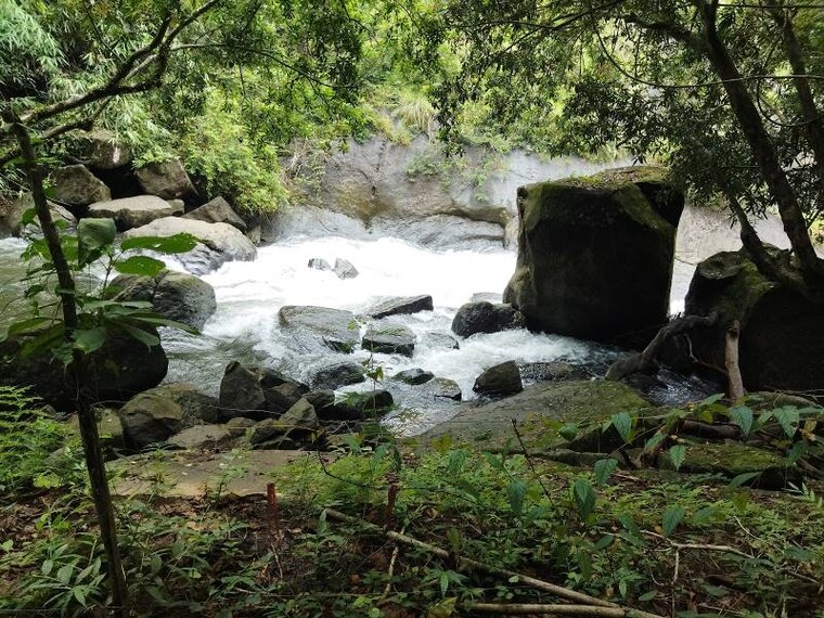 Idukki_Thommankuthu_Falls_8