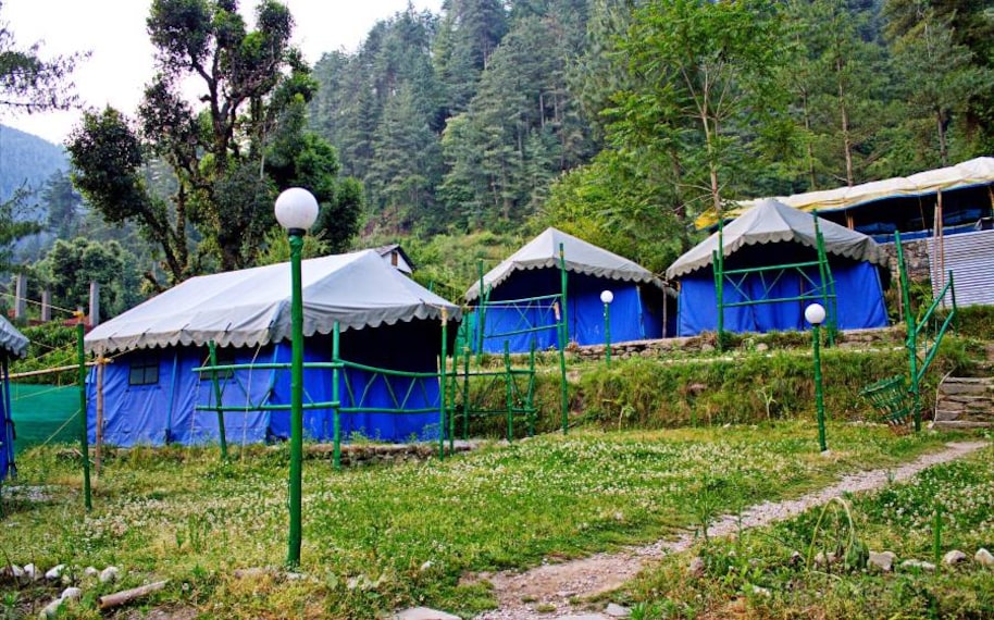 Jibhi_Camping_by_the_Tirthan_River_6