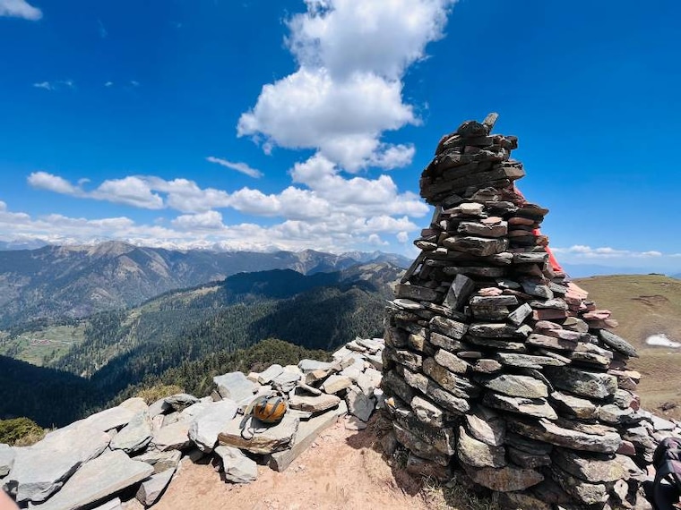 Jibhi_Raghupur_Fort_8