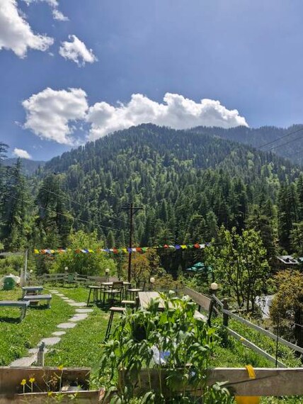 Jibhi_The_Himalayan_Cafe_5