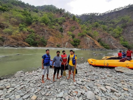 River Rafting in Teesta River