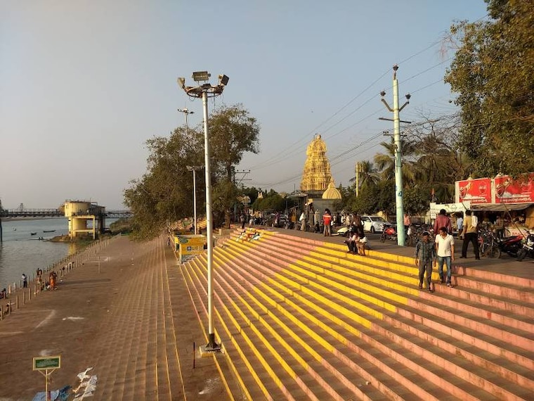 Rajahmundry_Kotilingeswara_Temple_8