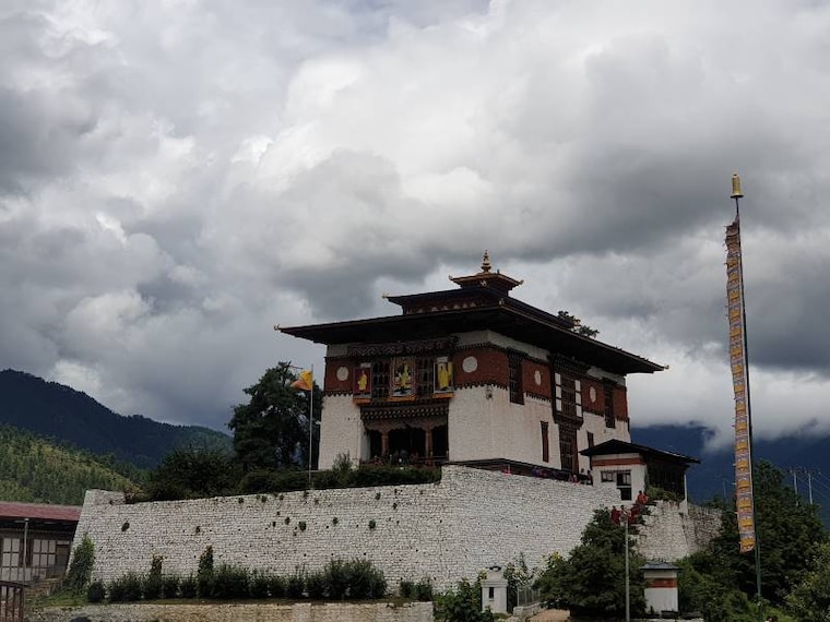 Thimphu_Dechen_Phodrang_Monastery_1