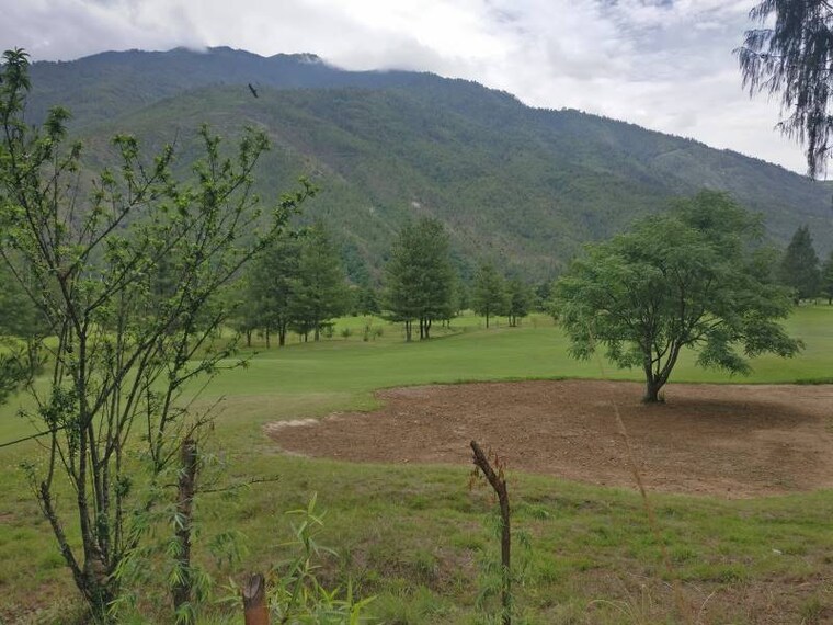 Thimphu_Royal_Thimphu_Golf_Course_6