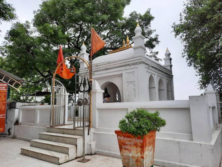 Ujjain_Pir_Matsyendranath_2