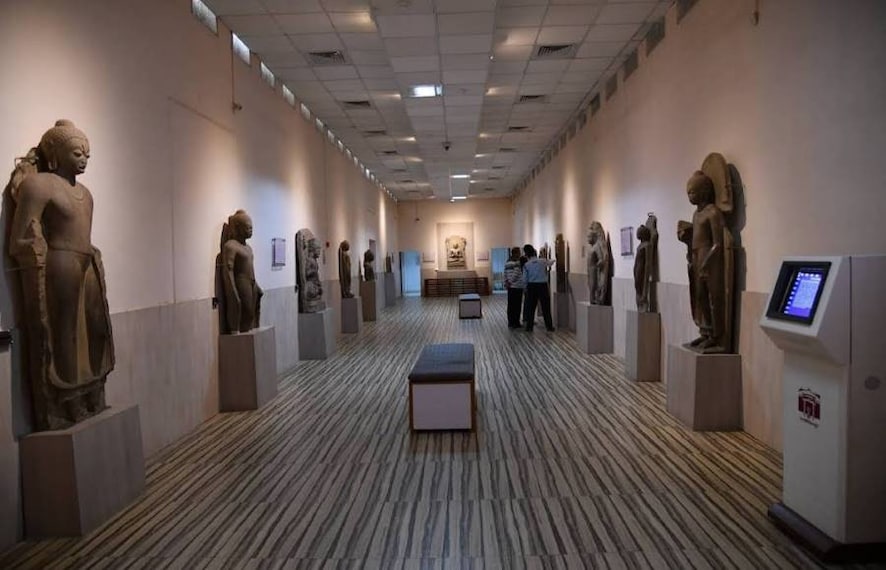Varanasi_Nepali_Museum_1
