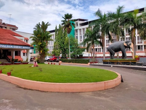 Sreevalsam Restaurant