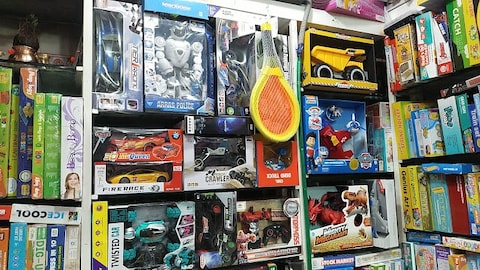 Toy Magnet Tuljapur Store